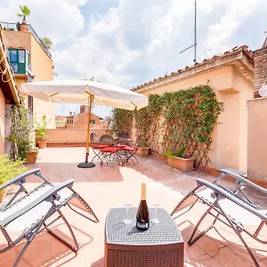 https://romantic-house-with-terrace.it-romehotels.com